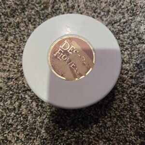 New Shulton Desert Flower Dusting Powder 4 oz. with Puff